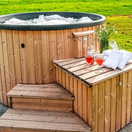 I Skalka Z Jacuzzi I Widokiem Na Gory - Jacuzzi And Mountain View * Bialka Tatrzanska